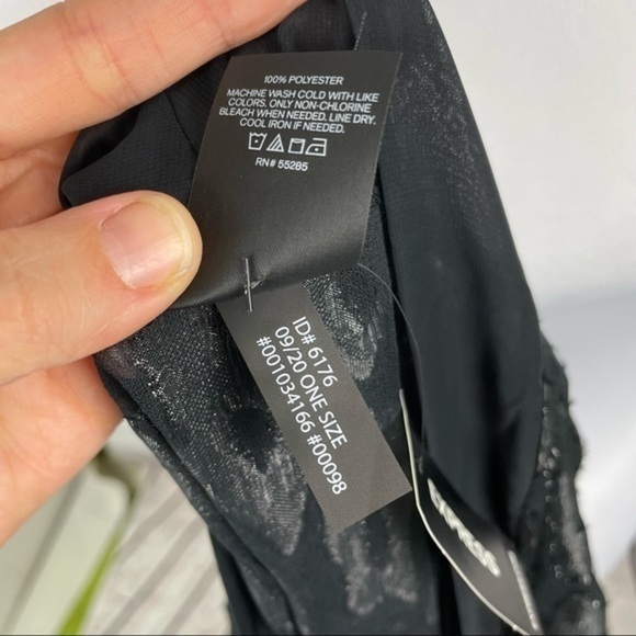 EXPRESS Black Burn Out Leopard Kimono One Size - Picture 16 of 16